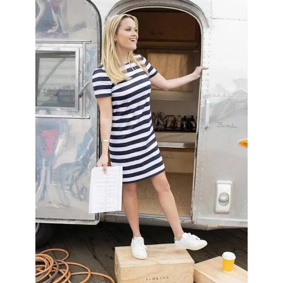 NWT Draper James Nassau Stripe Shift Dress Navy/White Pocket Size 4 DR0270 - Picture 3 of 10